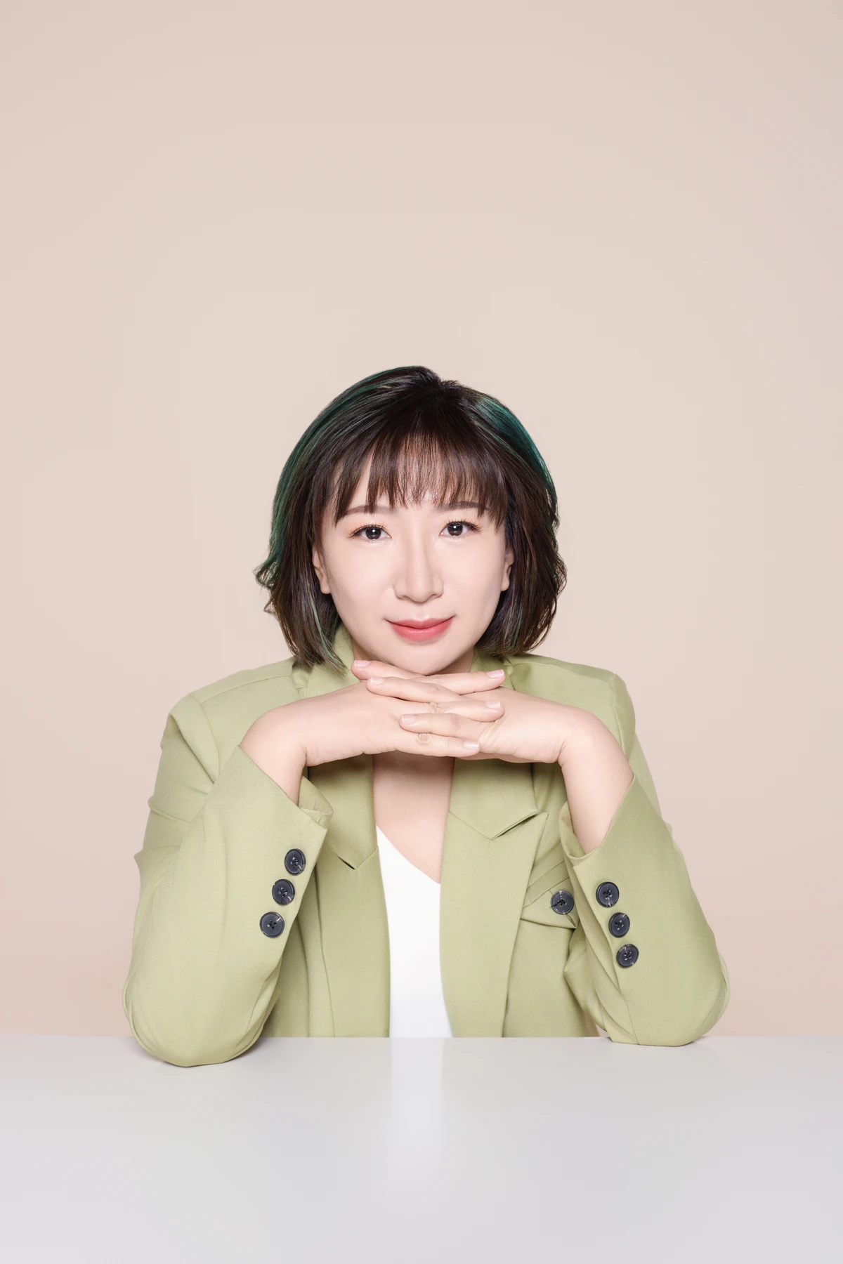 Miss Lu 教师肖像